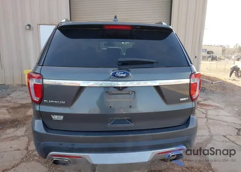 2017 Ford Explorer Platinum z USA, uszkodzony, nr VIN 1FM5K8HT8HGD17505